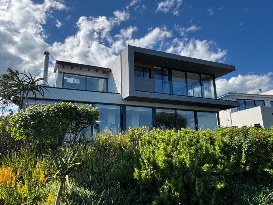 4 Bedroom Property for Sale in Oubaai Western Cape